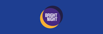 Logo del Bright Night: cerchio viola all'interno di uno sfondo blu e giallo, che crea un effetto luna.